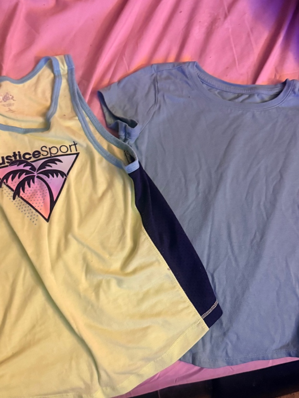 Kids top bundle size 6/7